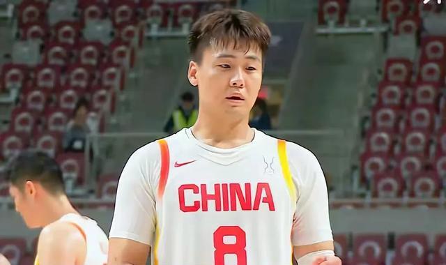 不大, 士强